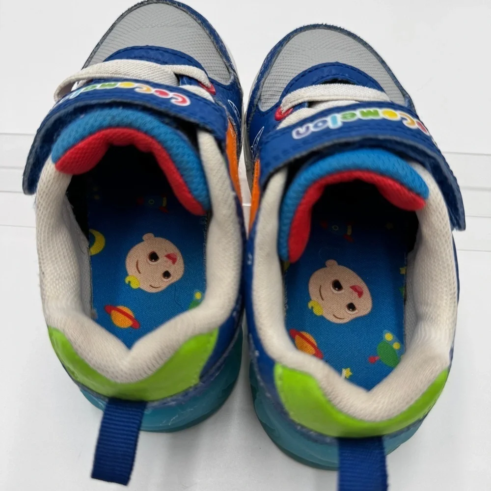 Cocomelon Blue and White Light Up Toddler Sneakers with Velcro Strap